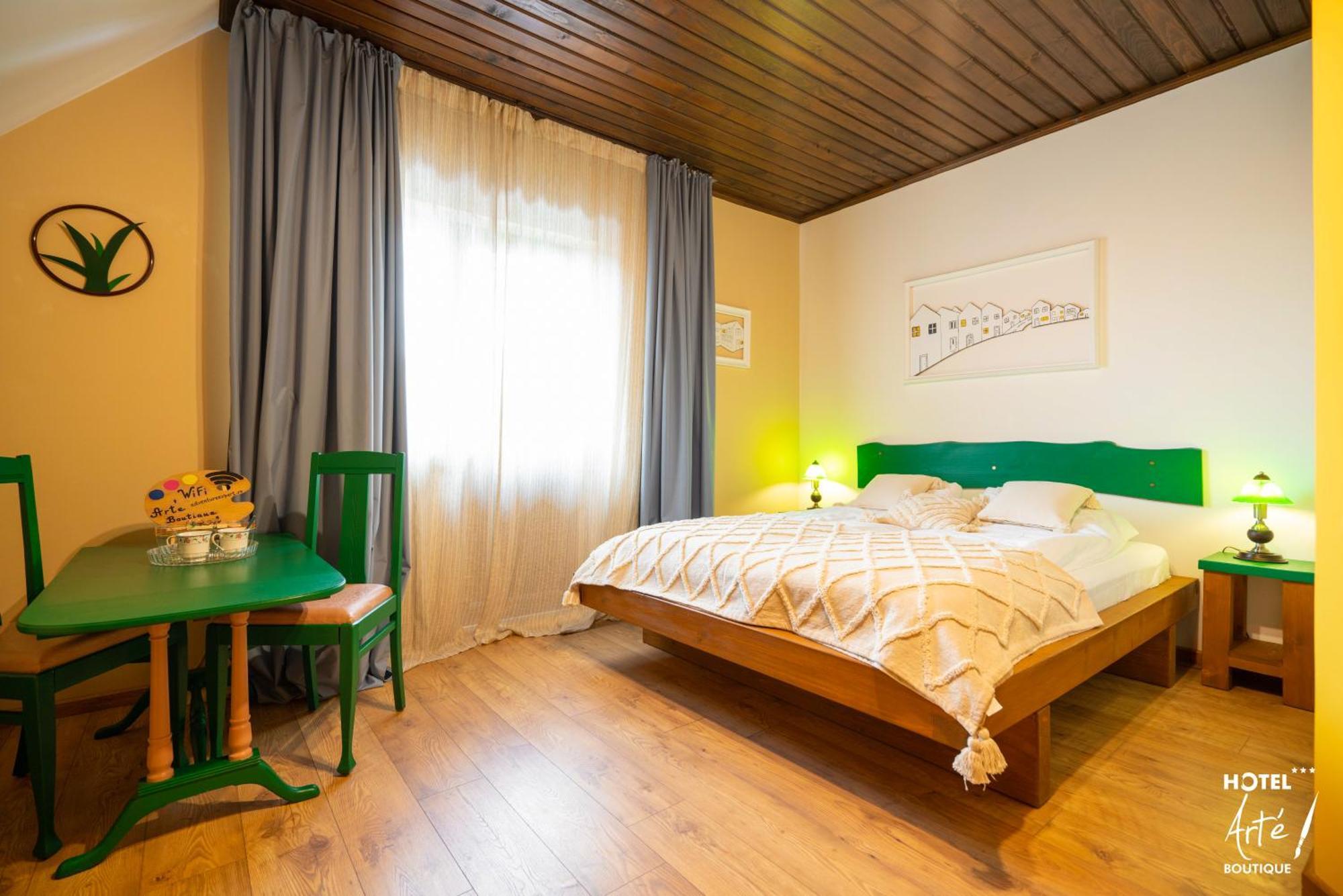 Art'E Boutique Rooms Tusnádfürdő Szoba fotó